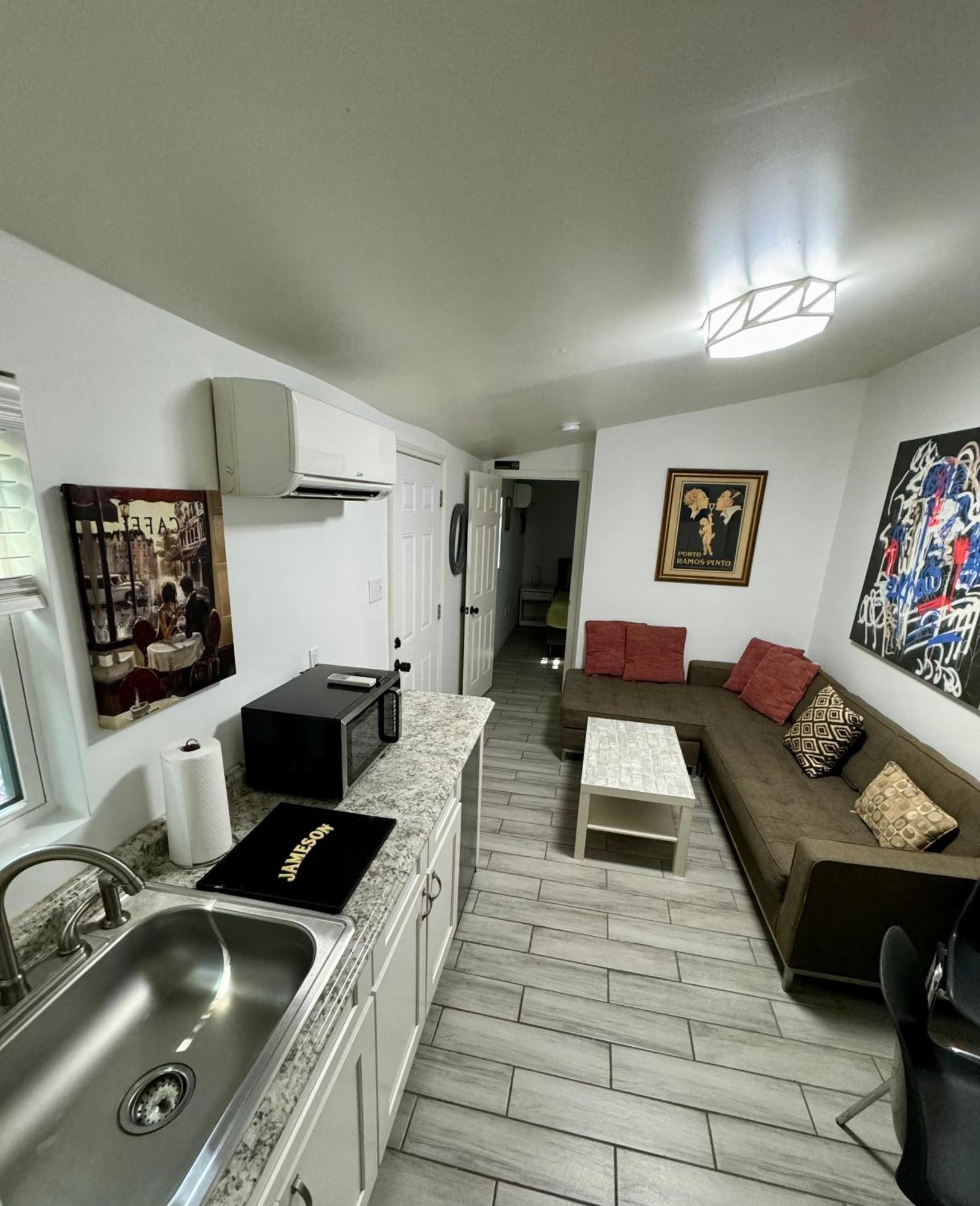 One Bedroom Apartment With Hot Tub 2 Blocks To Magazine Street New Orleans Exterior photo